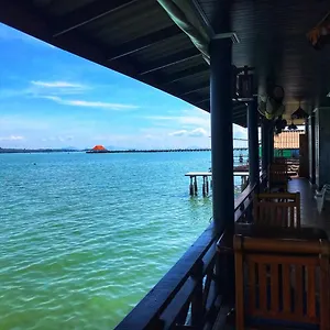 2* Guest house Mangrove House Lanta Old Town